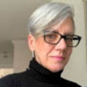 Meet your Posher, Valerie